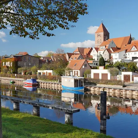 Lejlighed Apartment In Plau Am See By The Lake, Cleaning Included