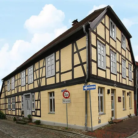 Apartment In Plau Am See By The Lake, Cleaning Included Lejlighed