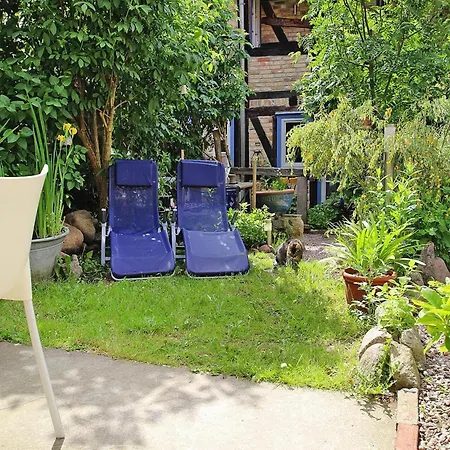Apartment In Plau Am See By The Lake, Cleaning Included Lejlighed *